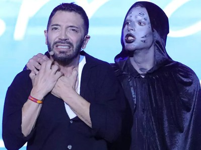 Aşkım Kapışmak, sevenleriyle buluştu.